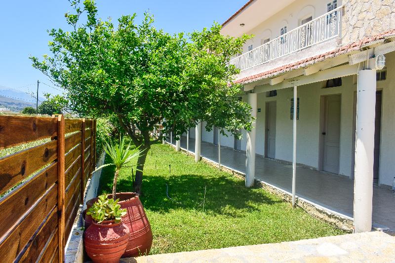 Dias Kavros Hotel - Teras