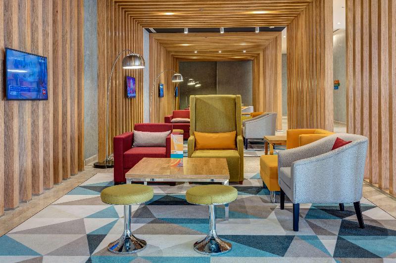 Radisson Hotel & Apartments Dammam Industry City - Lobi
