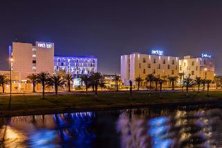 Radisson Hotel & Apartments Dammam Industry City otel fotoğrafı