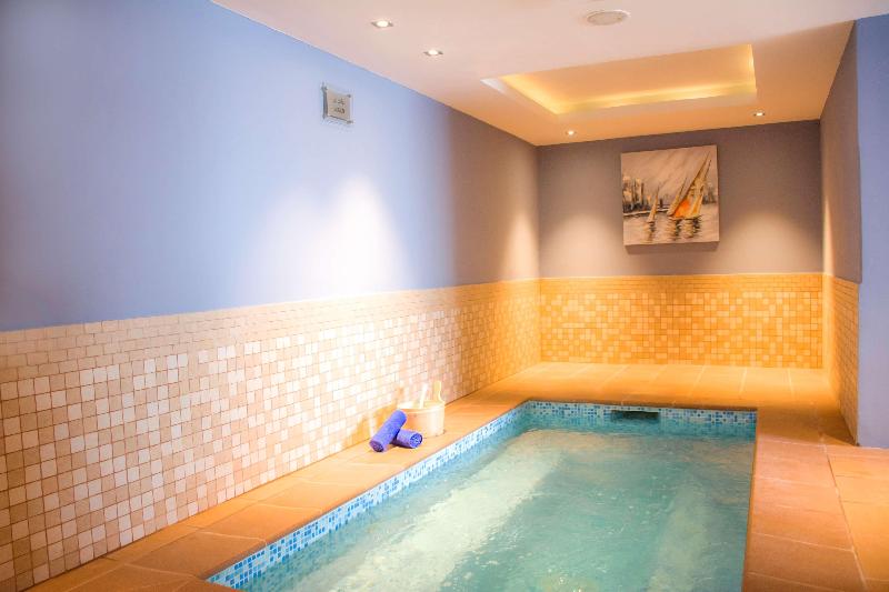 Radisson Blu Resort, Al Khobar Half Moon Bay - Havuz