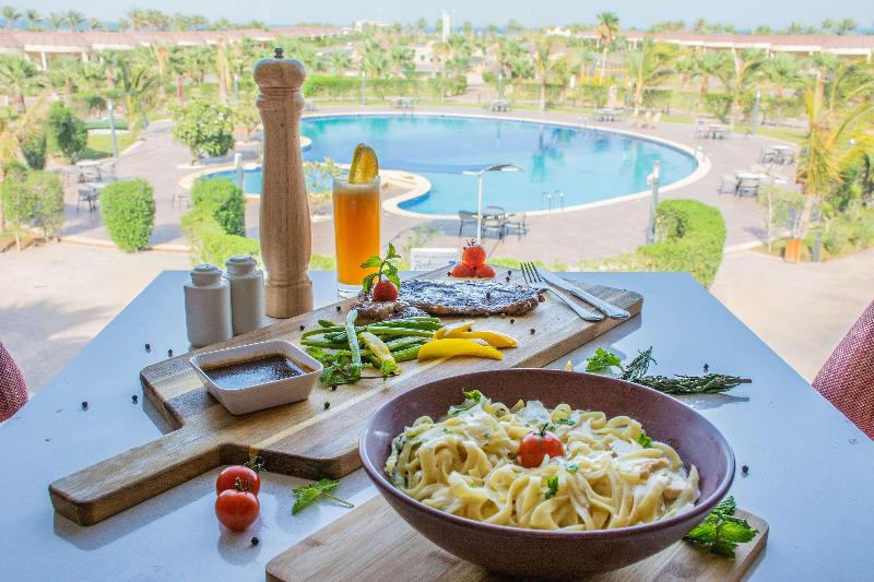 Radisson Blu Resort, Al Khobar Half Moon Bay - Restoran