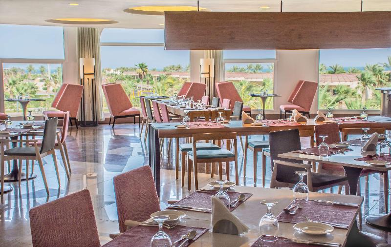 Radisson Blu Resort, Al Khobar Half Moon Bay - Restoran
