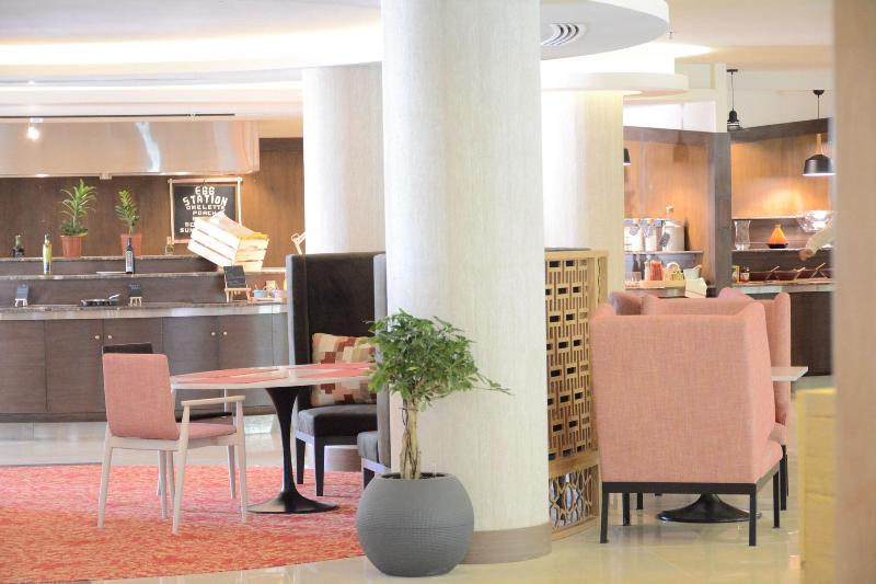 Radisson Blu Resort, Al Khobar Half Moon Bay - Restoran