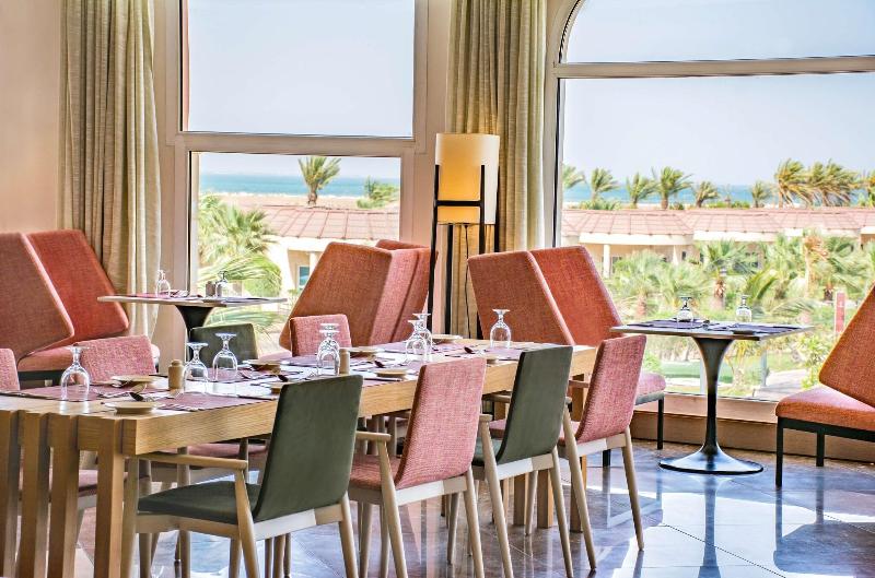 Radisson Blu Resort, Al Khobar Half Moon Bay - Restoran