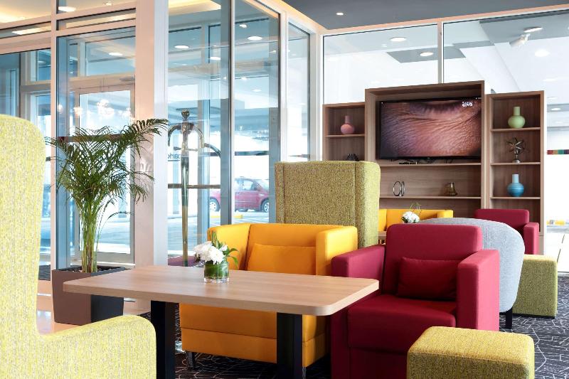 Park Inn by Radisson Jubail Industrial City - Lobi