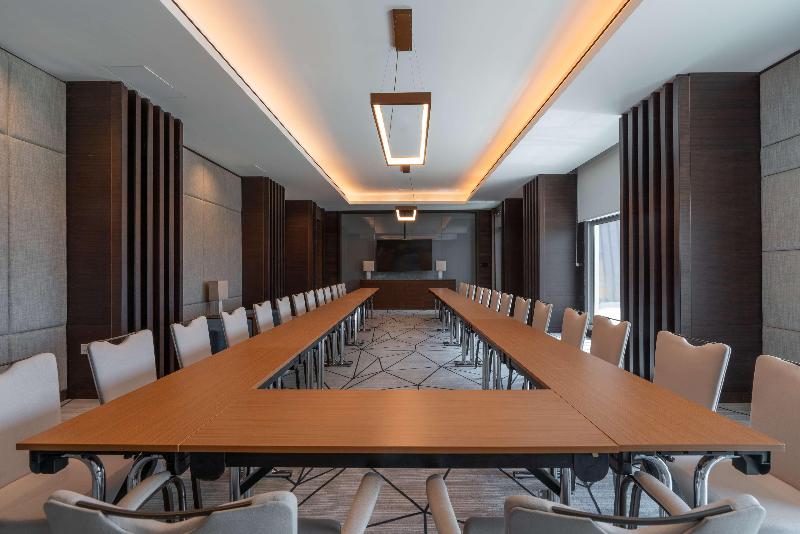 Park Inn by Radisson Jubail Industrial City - Toplantı