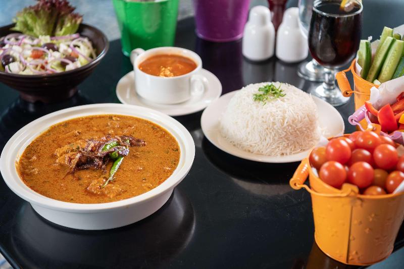 Park Inn by Radisson Jubail Industrial City - Restoran