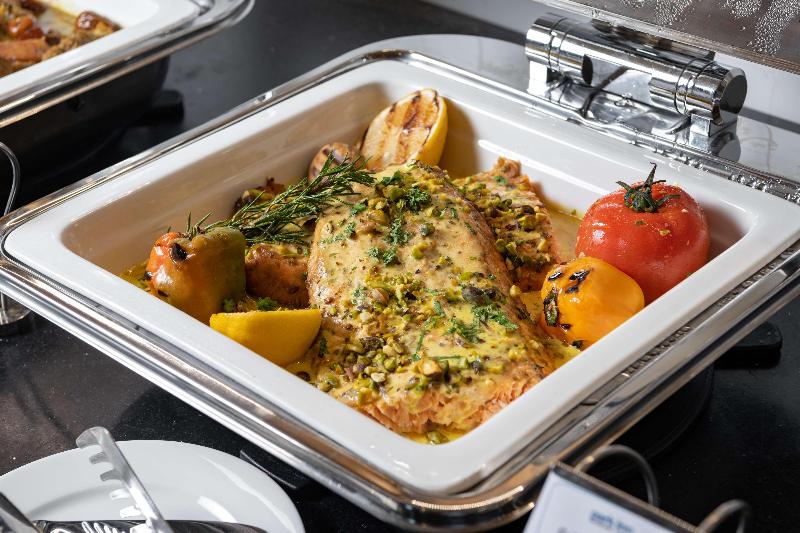 Park Inn by Radisson Jubail Industrial City - Restoran