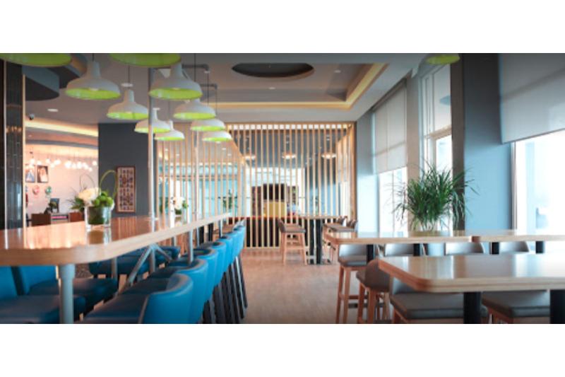 Park Inn by Radisson Jubail Industrial City - Restoran