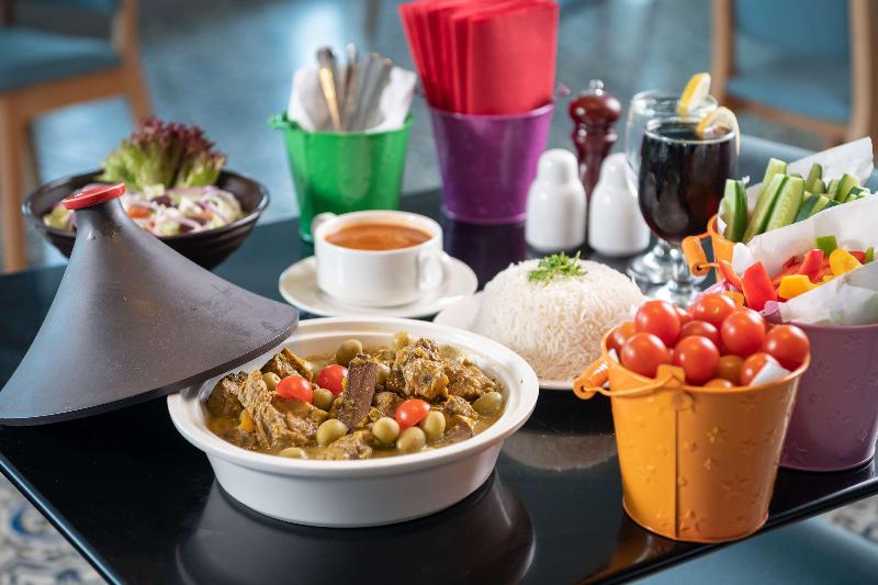 Park Inn by Radisson Jubail Industrial City - Restoran