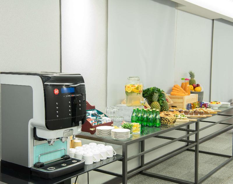 Park Inn by Radisson Jubail Industrial City - Restoran