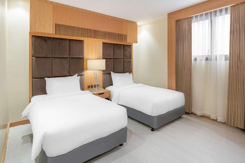 Radisson Blu Hotel, Buraidah - Havuz