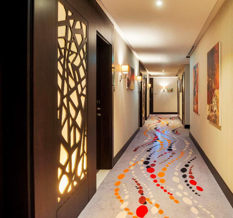 Canal Central Hotel Business Bay Dubai - Genel