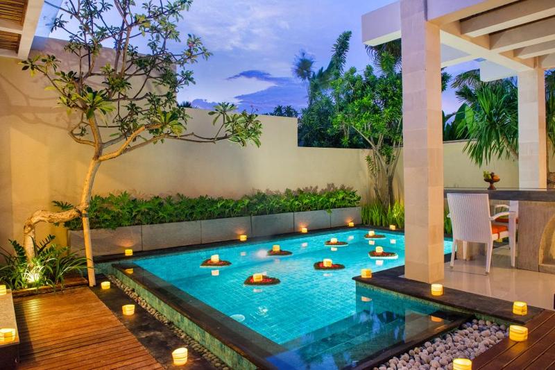 The Tukad Villa - Havuz