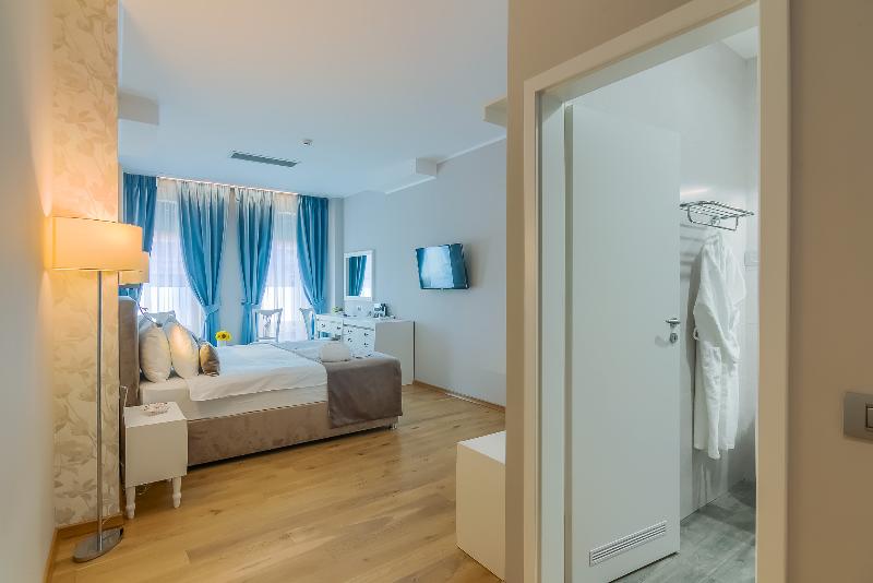 New Era Hotel - Oda
