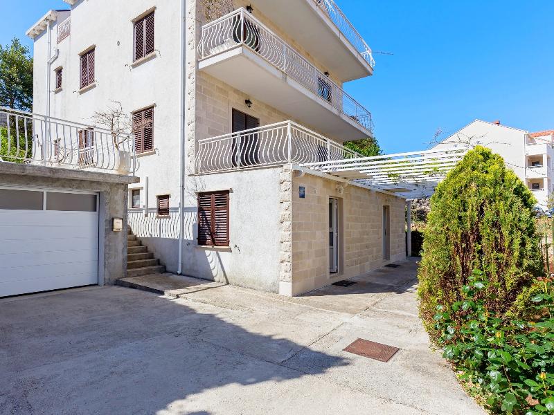 Apartments Niksa - Genel