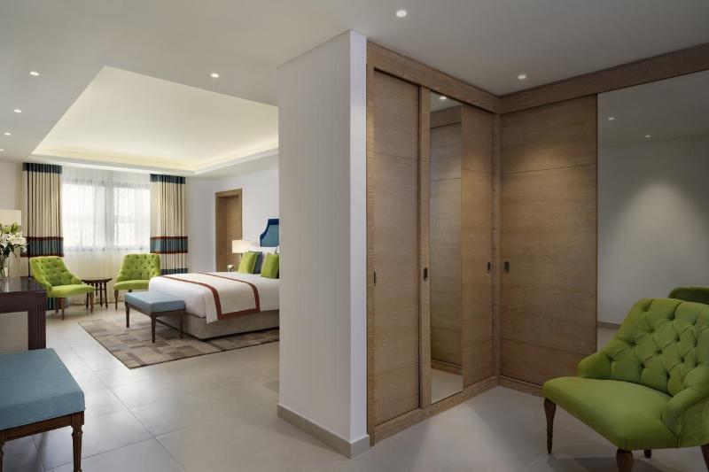 Al Najada Hotel Apartments by Oaks - Oda
