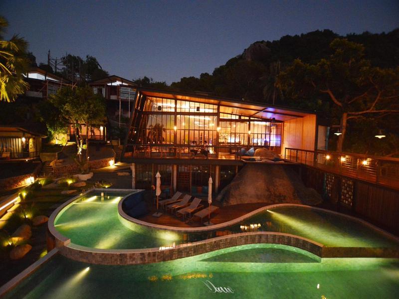 The Cabin Beach Resort - Restoran