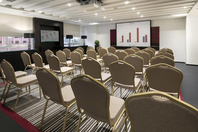 Centro Olaya by Rotana - Toplantı