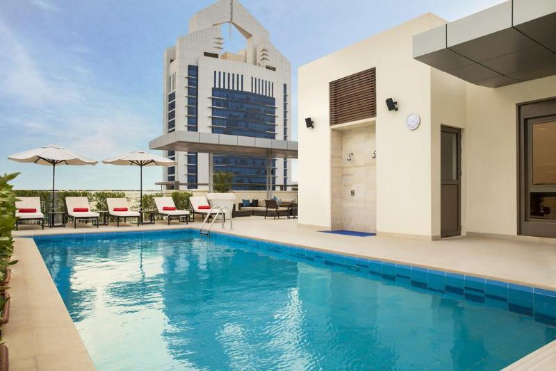 Centro Olaya by Rotana - Havuz