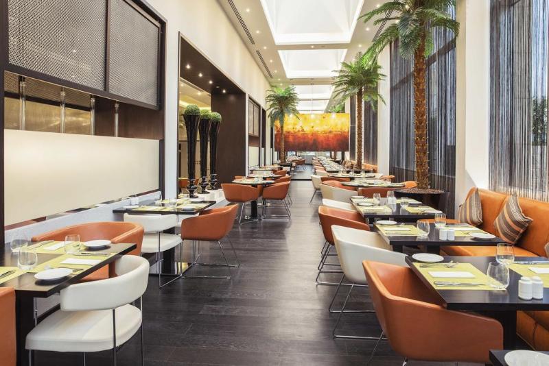 Centro Olaya by Rotana - Restoran