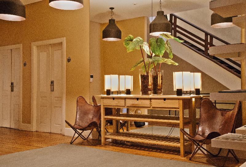 Porto Spot Hostel - Lobi