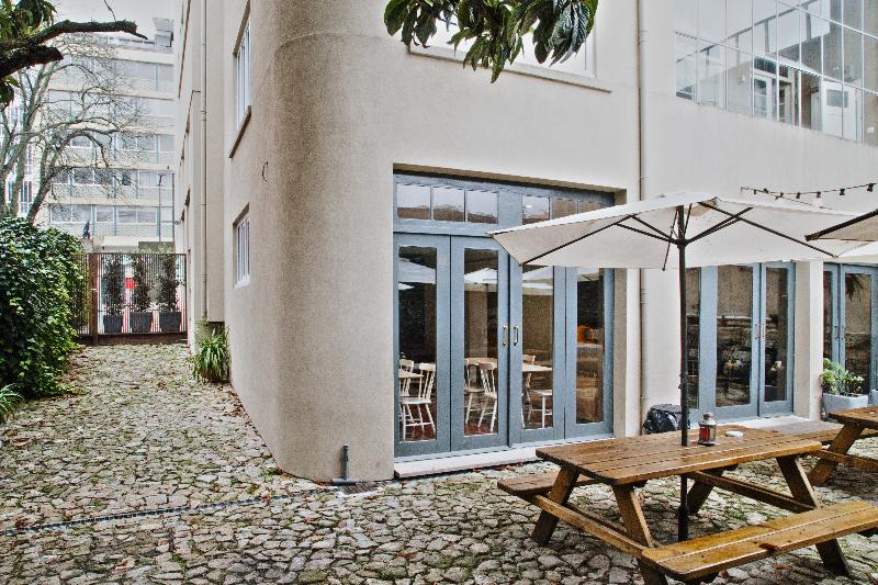 Porto Spot Hostel - Teras