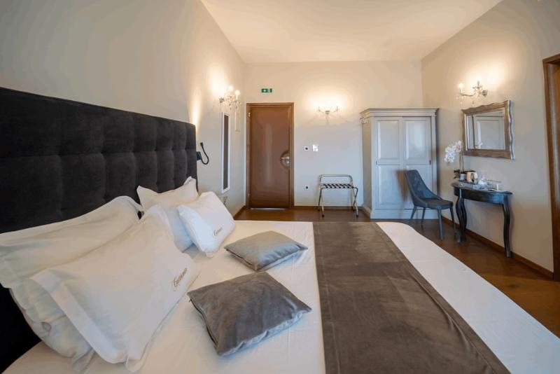 Boutique Hotel Wine Residence Cattunar - Oda