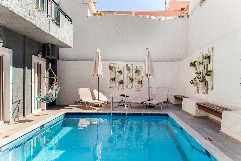 ELYCHRYSON Apartments/HOTEL - Genel