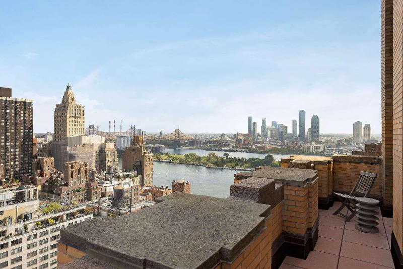 The Beekman Tower Trademark Collection by Wyndham - Oda
