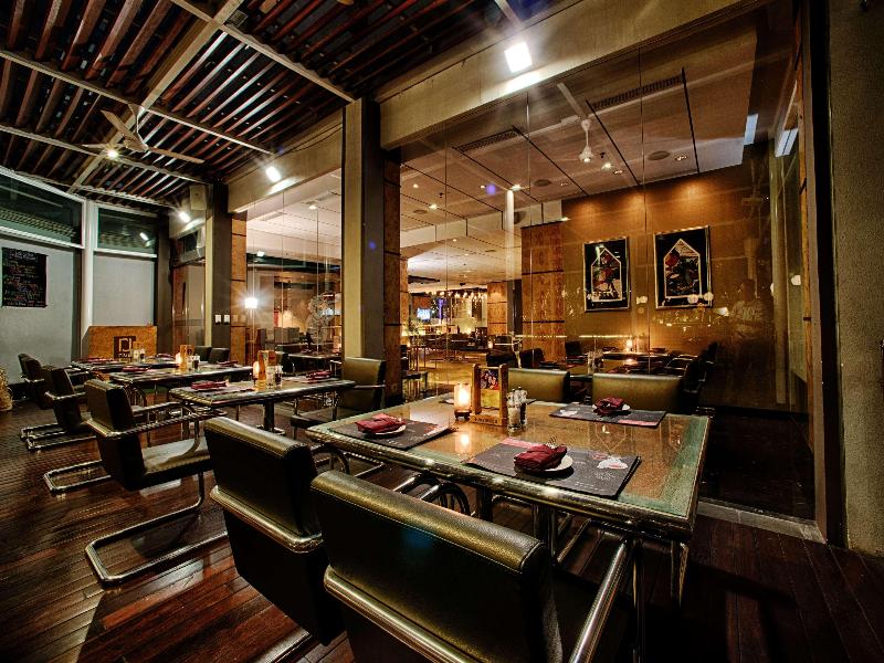 Wyndham Casablanca Jakarta - Restoran