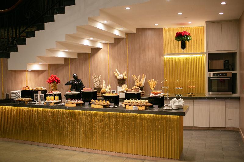 Wyndham Casablanca Jakarta - Restoran