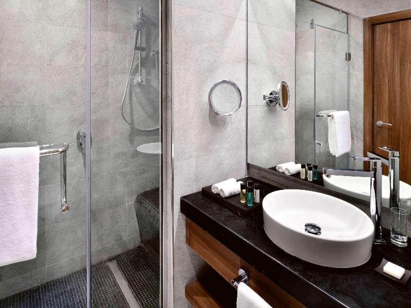 Movenpick Hotel Apartments Downtown Dubai - Oda