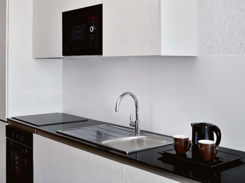 Movenpick Hotel Apartments Downtown Dubai - Oda