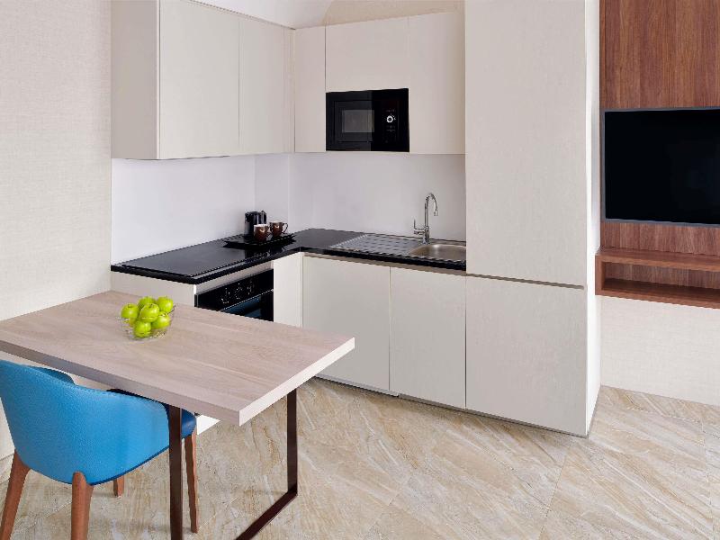 Movenpick Hotel Apartments Downtown Dubai - Oda