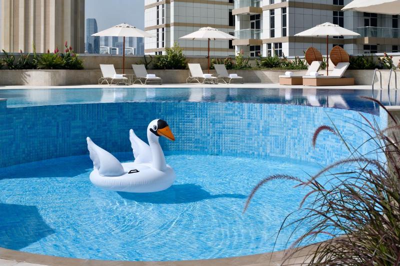 Movenpick Hotel Apartments Downtown Dubai - Havuz