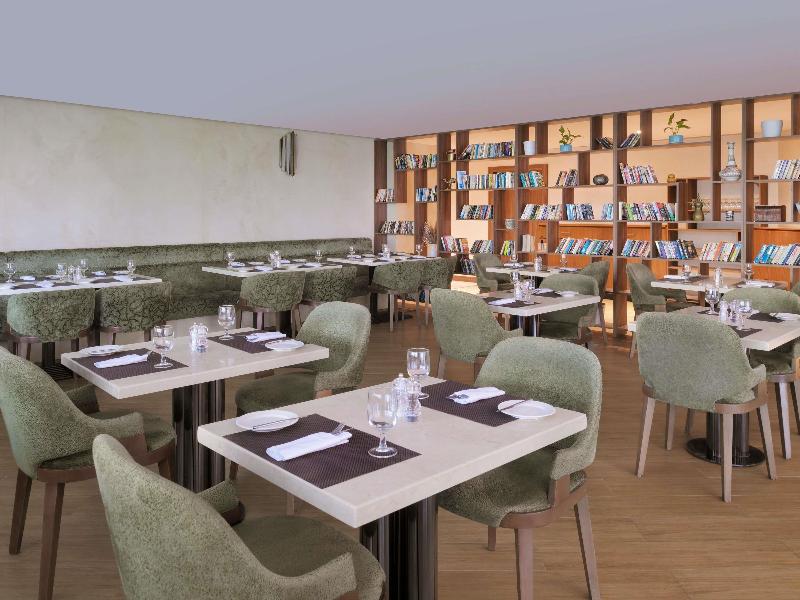 Movenpick Hotel Apartments Downtown Dubai - Restoran