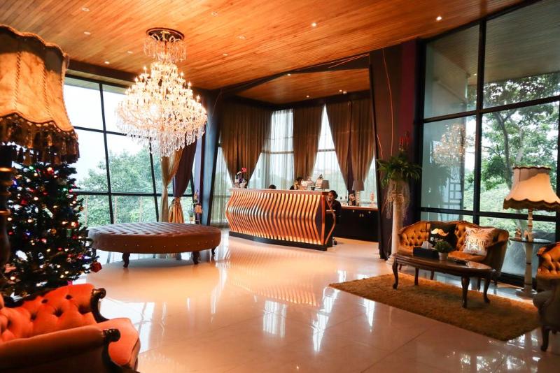Skymoon Resort - Lobi