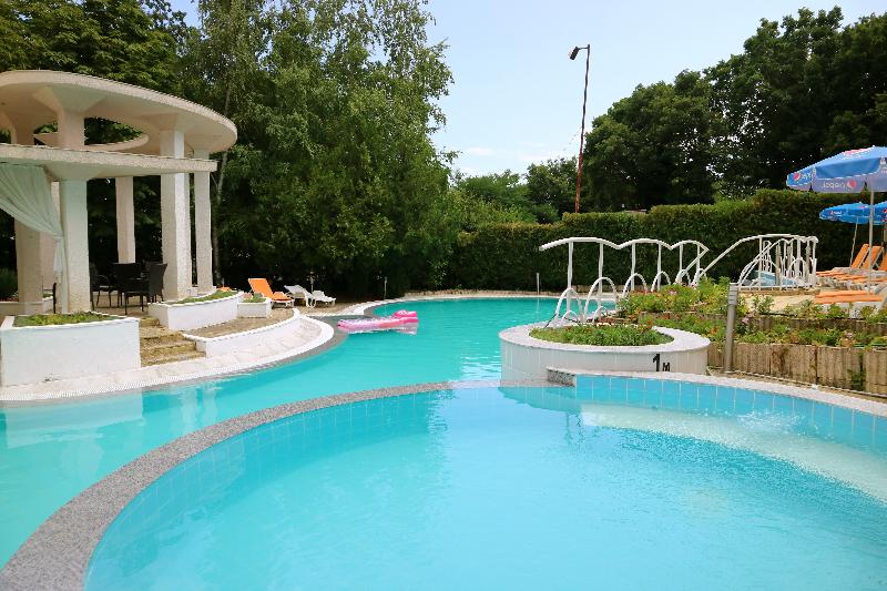 Park Hotel Bellevue Golden Sands - Havuz