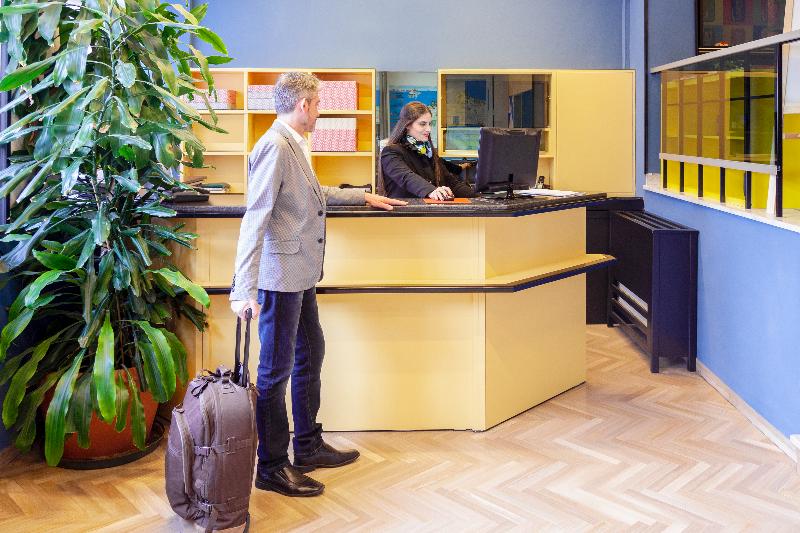 Ibis Styles Trani - Lobi