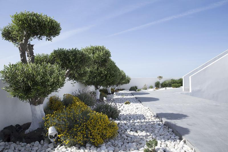 May Seven Suites Hotel - Genel