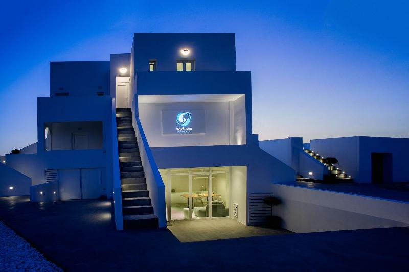 May Seven Suites Hotel - Genel