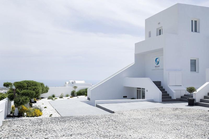 May Seven Suites Hotel - Genel