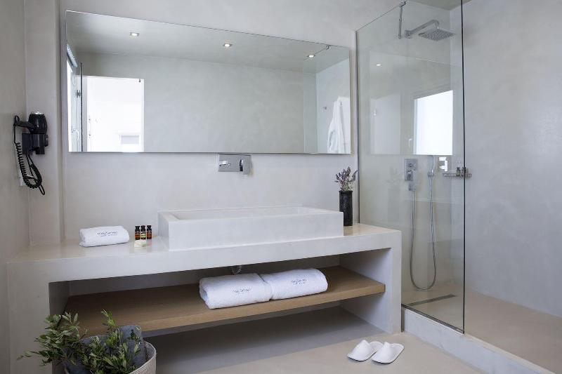 May Seven Suites Hotel - Oda