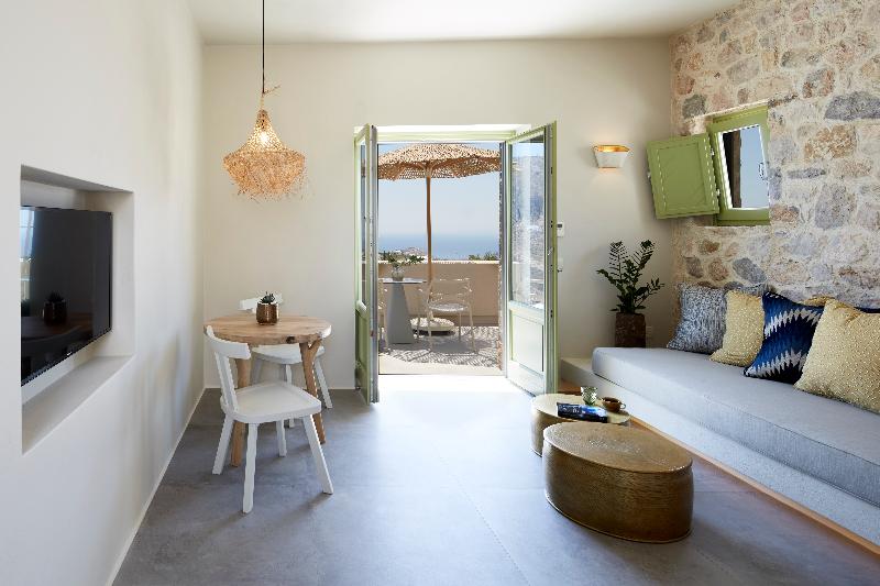 Aeon Suites by Mr and Mrs White - Oda