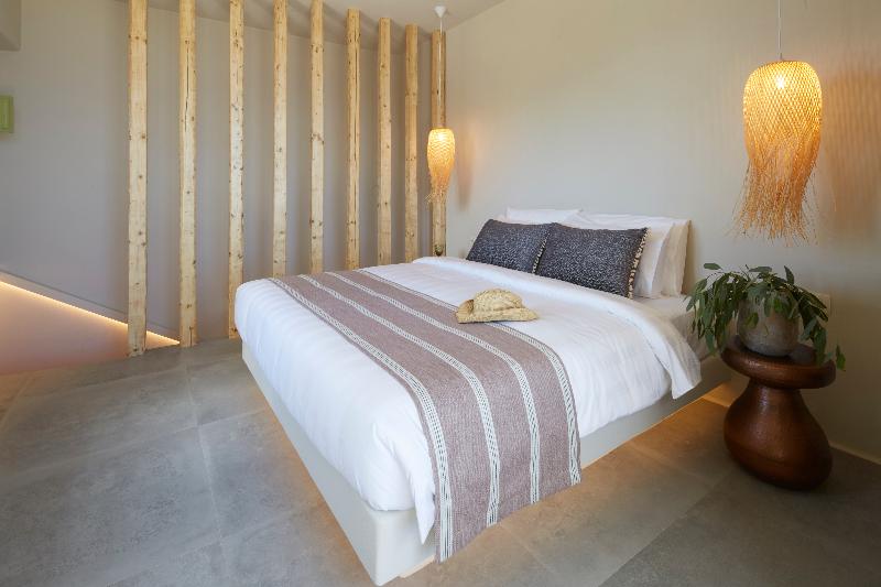 Aeon Suites by Mr and Mrs White - Oda