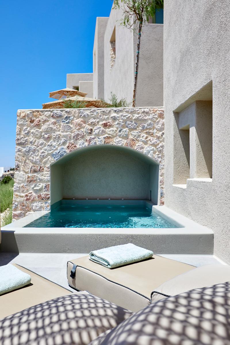 Aeon Suites by Mr and Mrs White - Oda