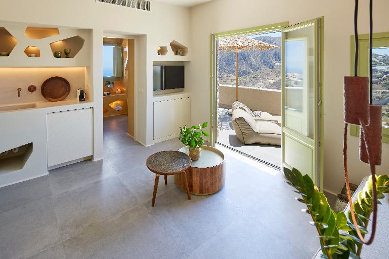 Aeon Suites by Mr and Mrs White - Oda