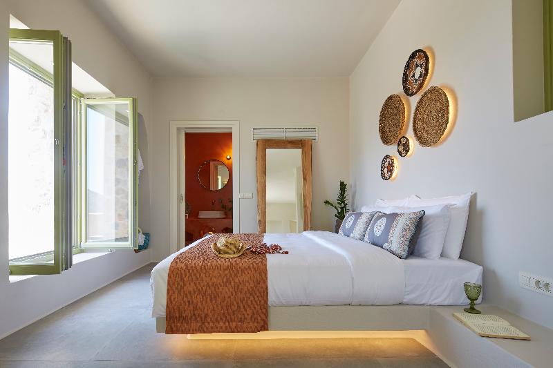 Aeon Suites by Mr and Mrs White - Oda
