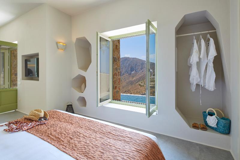Aeon Suites by Mr and Mrs White - Oda
